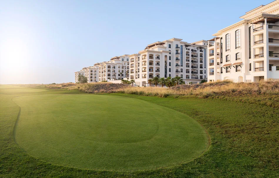 Landscaped courtyard between Ansam apartment buildings