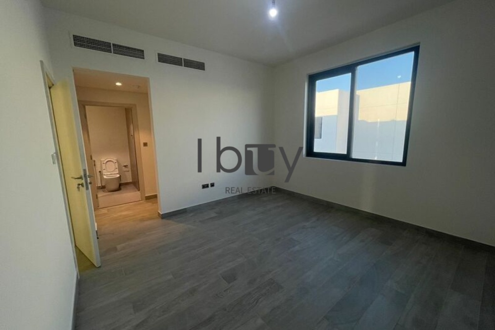 First Occupant | Prime Area |Hot Deal | Amenities