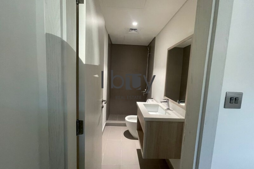 First Occupant | Prime Area |Hot Deal | Amenities