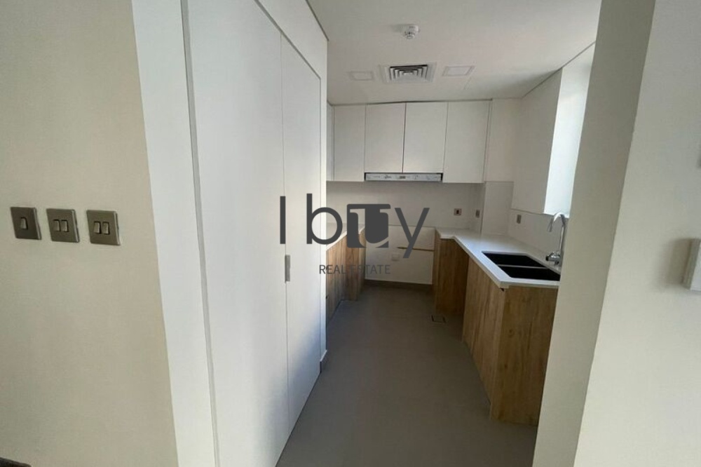 First Occupant | Prime Area |Hot Deal | Amenities