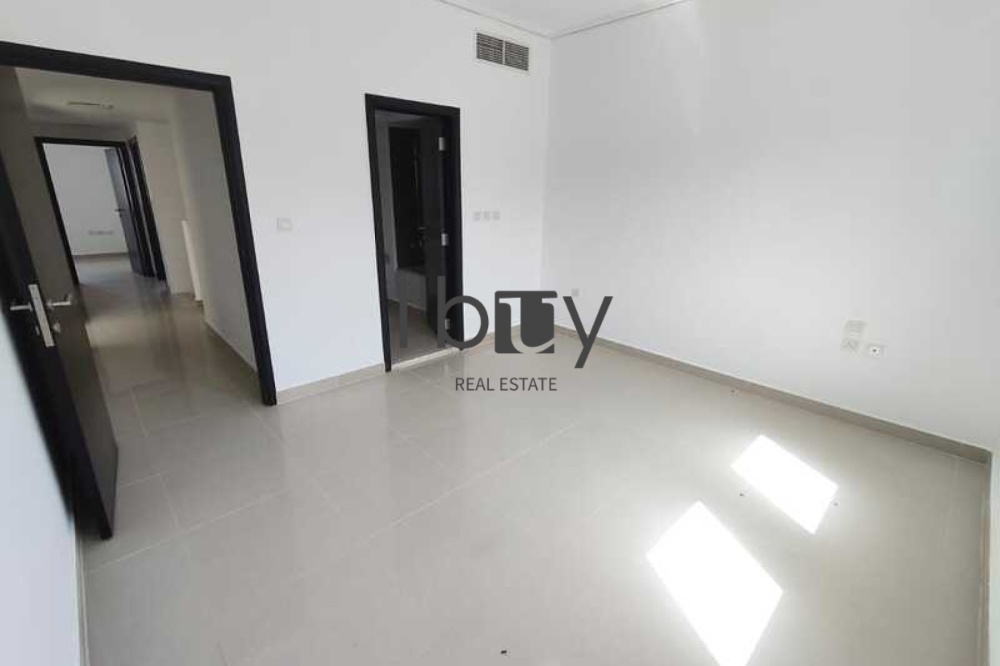 Desert Style | Spacious Unit | Maids Room | Hot Deal