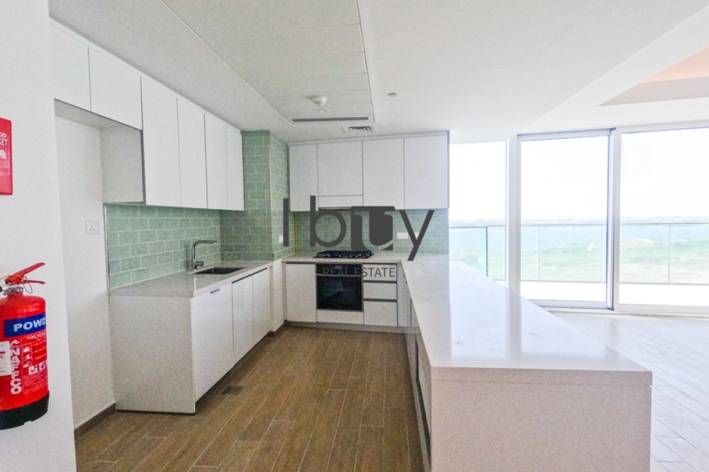 Spacious 3 BR | Corner Unit | Best View | Hot Deal