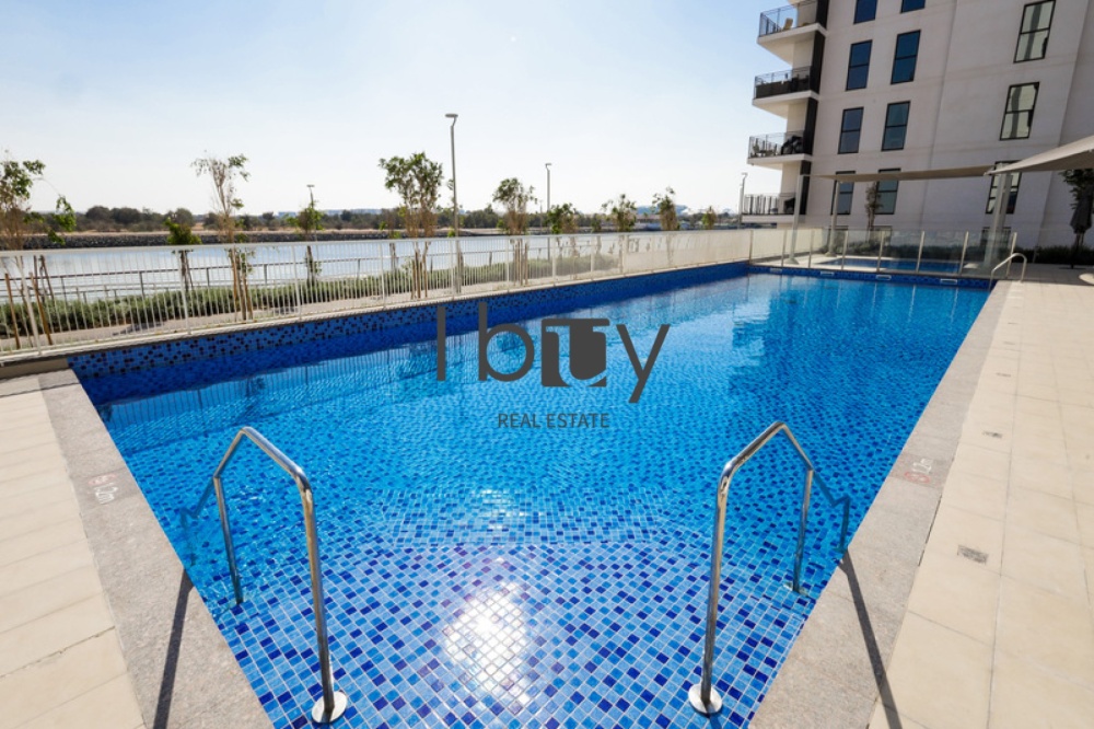 Pool and Canal View | Prime Location | Best Invest