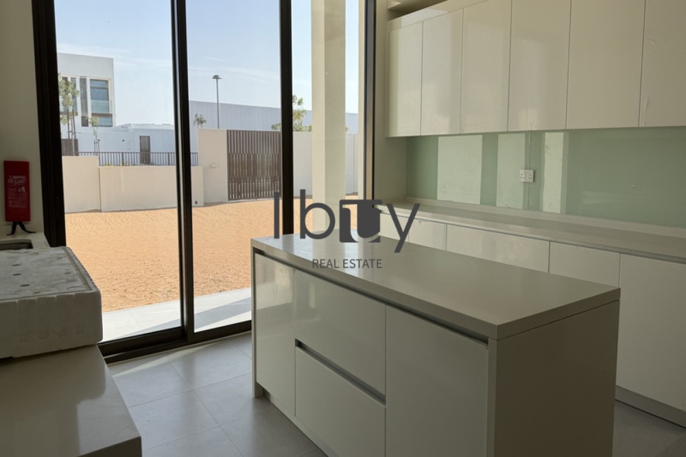 Second Row | Partial Sea View | Ready With Keys |
