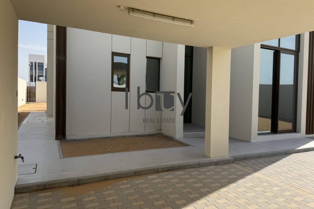 Second Row | Partial Sea View | Ready With Keys |