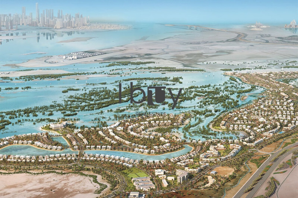 Front Row | Private Beach Access | Large End Plot