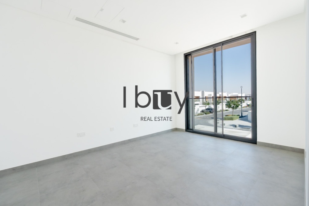Corner Unit | Light Finishing | First Occupancy |
