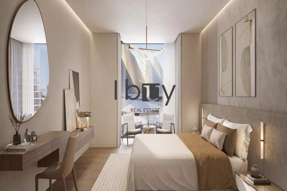 Luxurious Unit| Prime Area | High Floor| Hot Deal