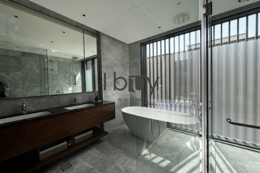 Sidr| Mid Unit | Single Row | High End Finishes