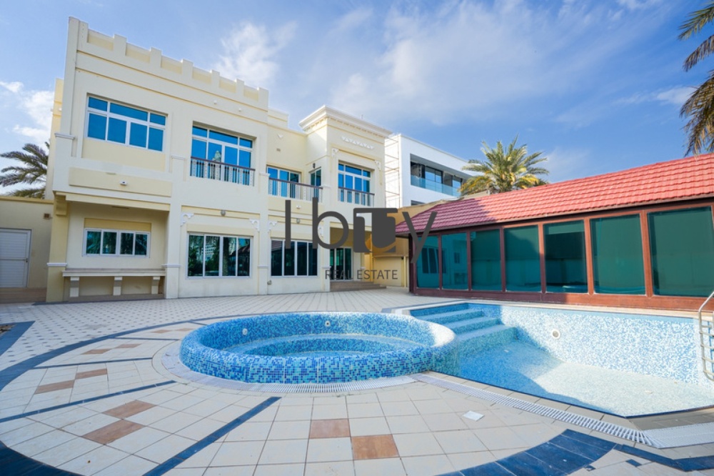 Luxurious 5BR Villa | Private Beach| Full Sea View