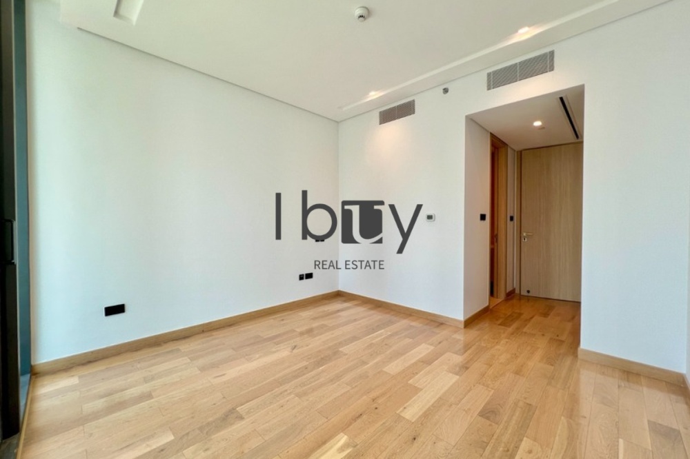 Biggest Layout | Maid Room |Tenanted | Hot Deal
