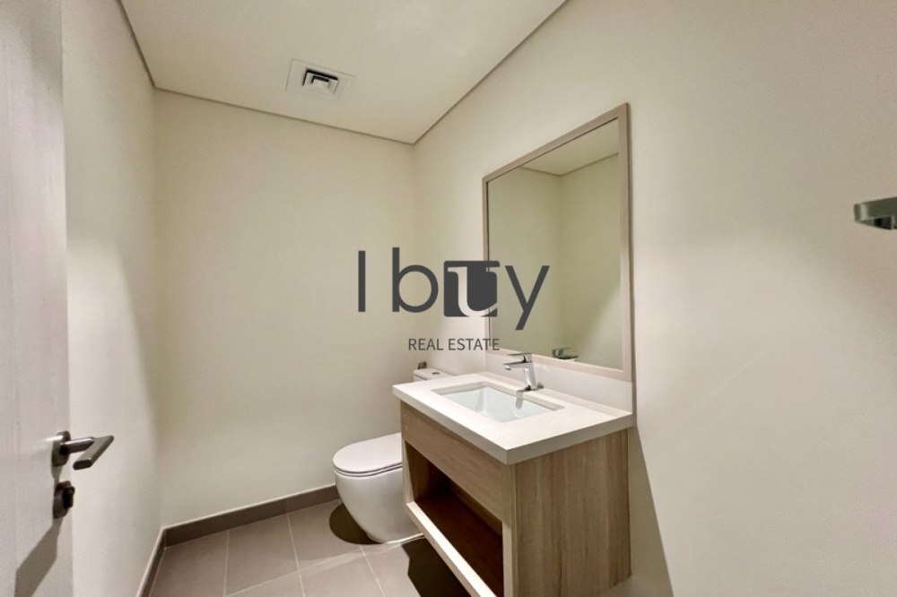 Single Row | Park View | Pool | Prime Area |