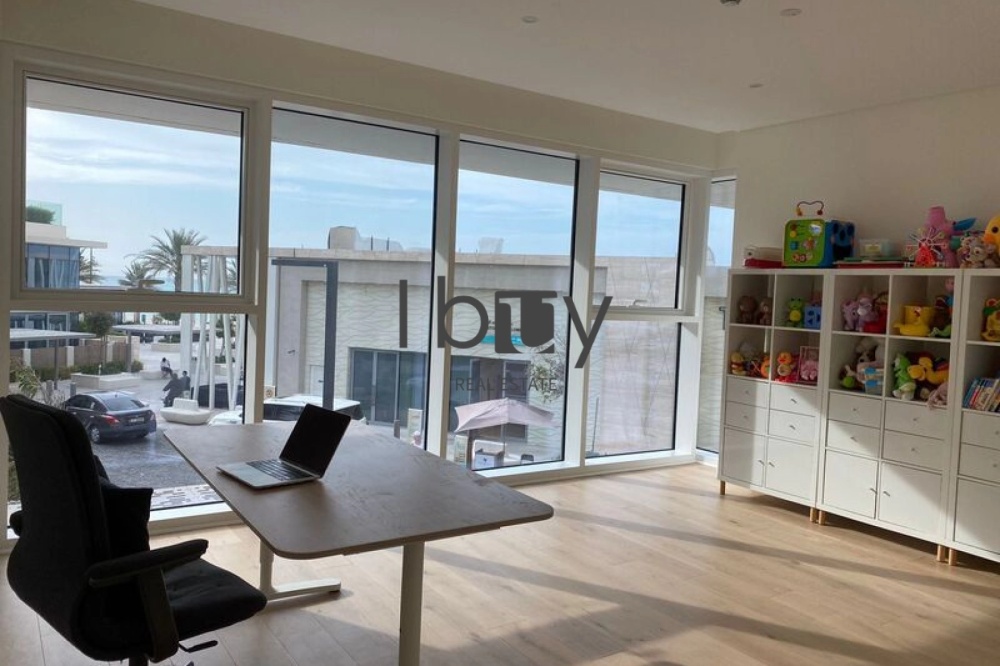 Partial Sea View | Beach Access | Unique 2+M Unit
