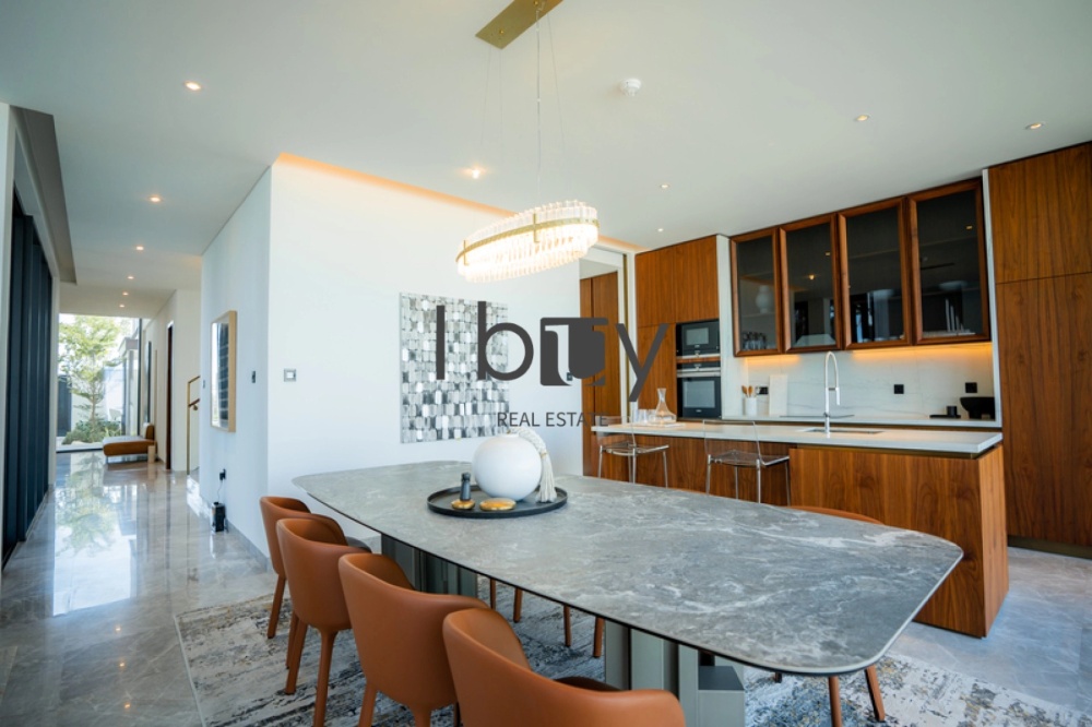 Al Ghaf | High Ceiling | Luxury 5BR Unit |Hot Deal