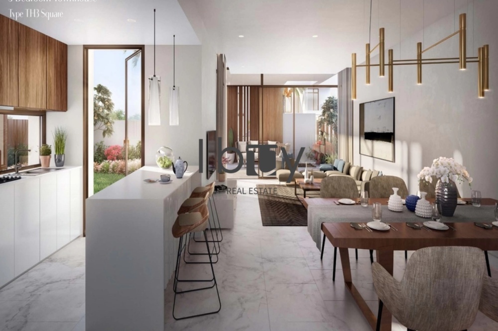 Luxury Townhouse | Facing Park | Quiet, Huge Plot