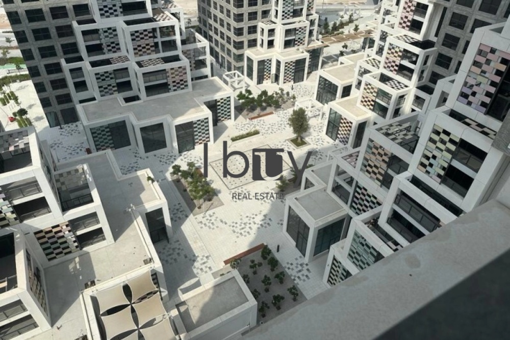 Large Layout |  Corner Unit | High Floor |