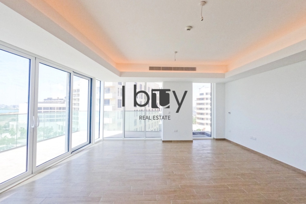Move In Ready | Upgraded | Full Golf Course View |