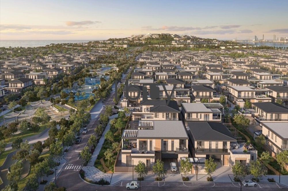 Hot Deal | Madhmoun Verified | HO 2027 | Near Park |