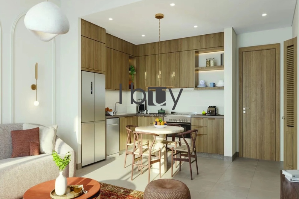 Granada | Maids Room | Corner Unit | Near Amenities |