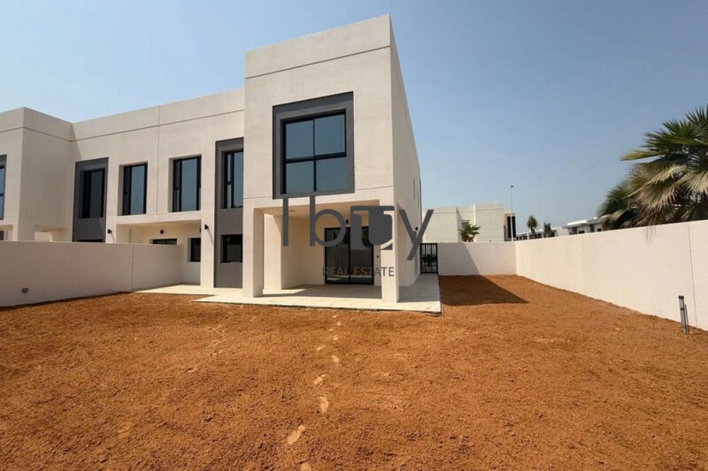 Corner Unit | Facing Park | Best Deal | Prime Area