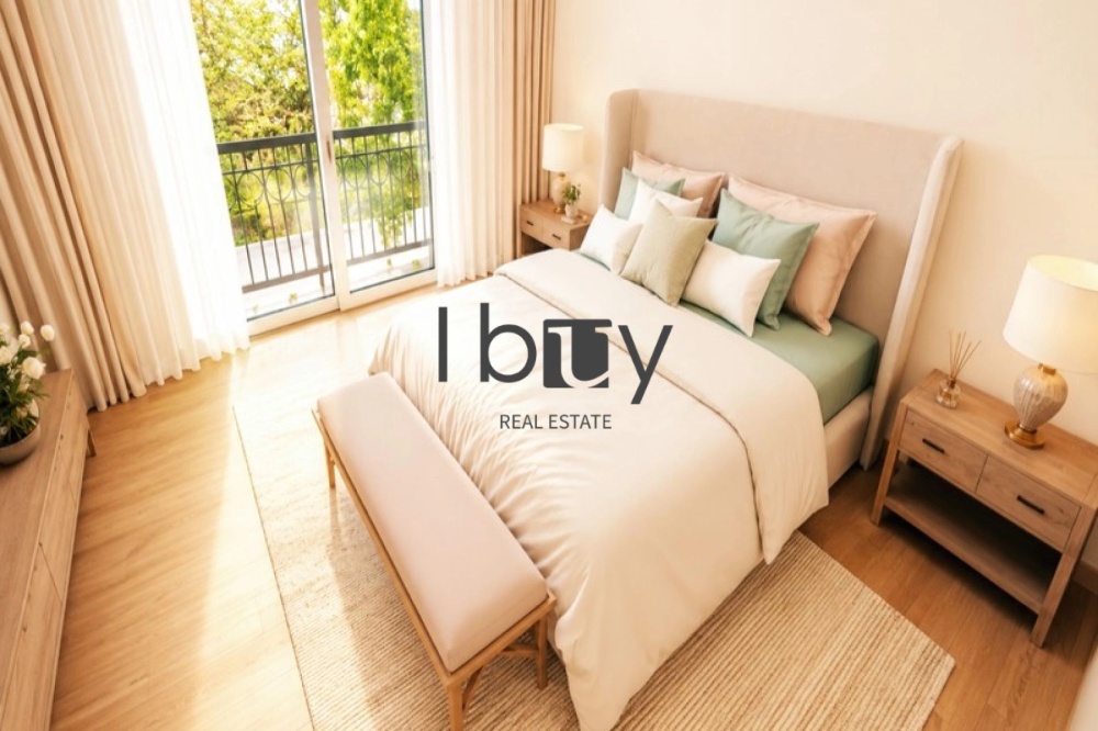 Single Row Middle | 4BR + Maid Room