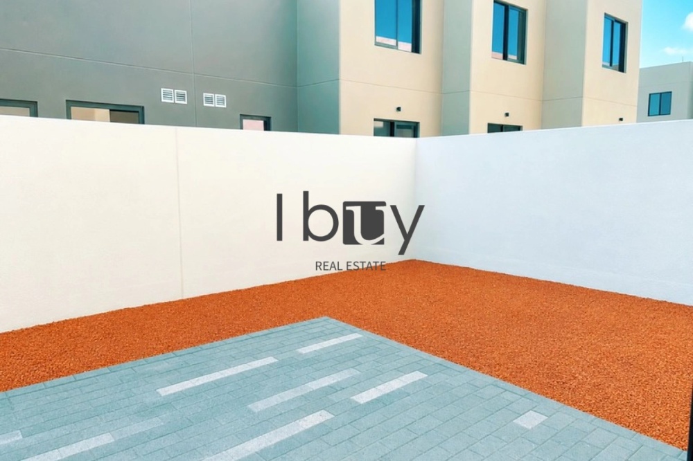 Single Row | Currently Rented | Premium Community