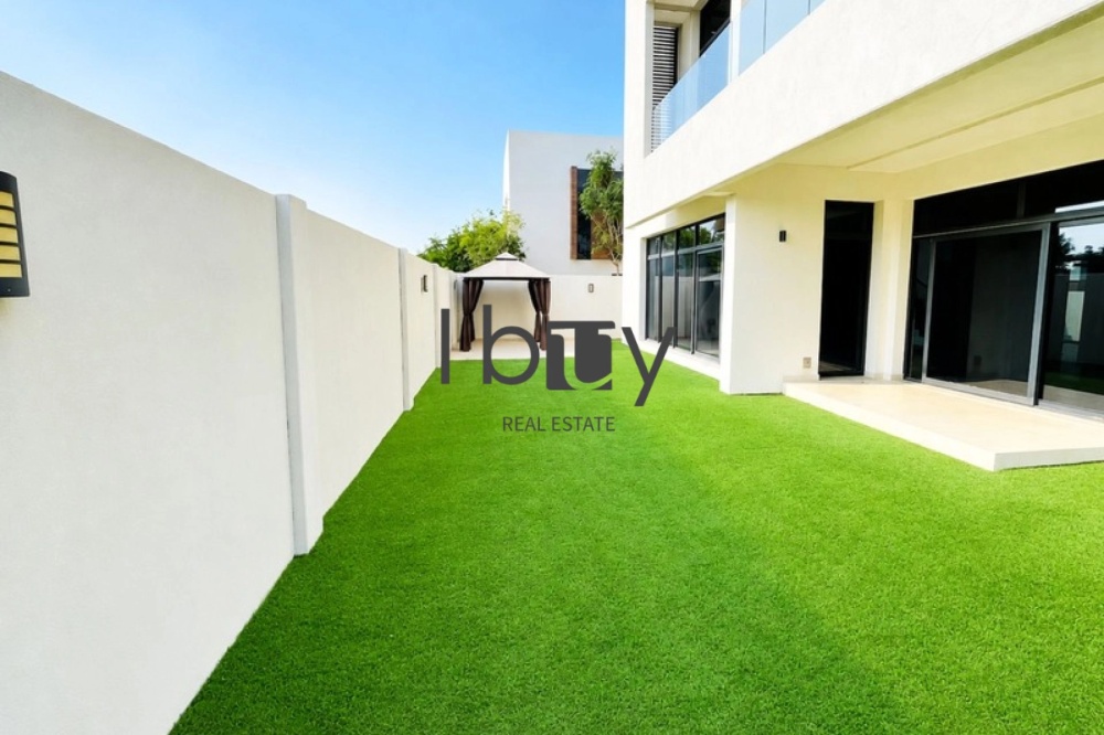 Double Row | Maid + Laundry Room | Near Amenities