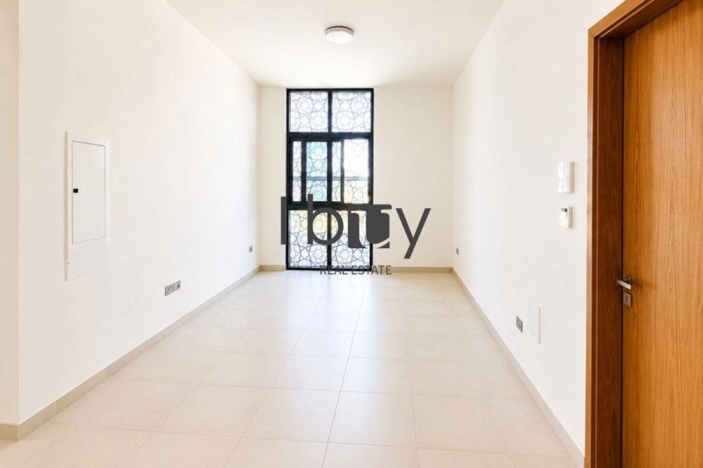 Double Row | Maid + Laundry Room | Near Amenities