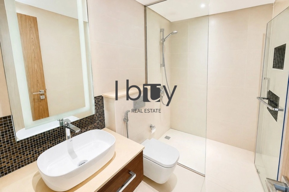 Double Row | Maid + Laundry Room | Near Amenities
