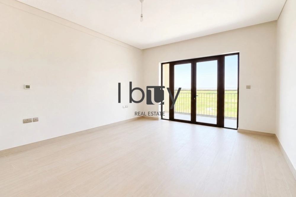 Exclusive Corner Duplex | Panoramic Golf View