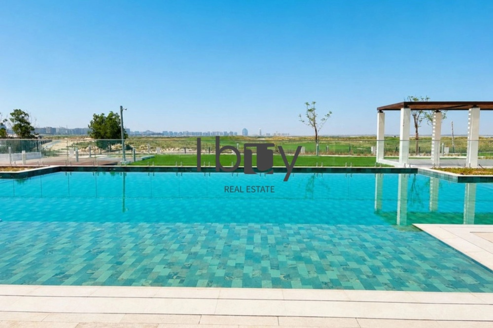 Exclusive Corner Duplex | Panoramic Golf View