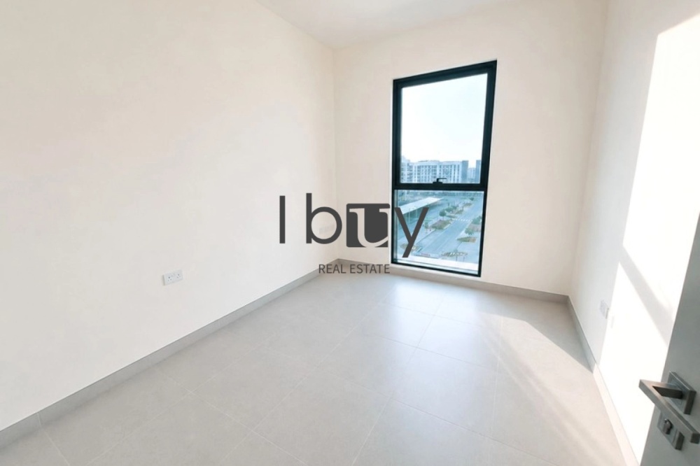 Lowest Price | First Tenant | Community View
