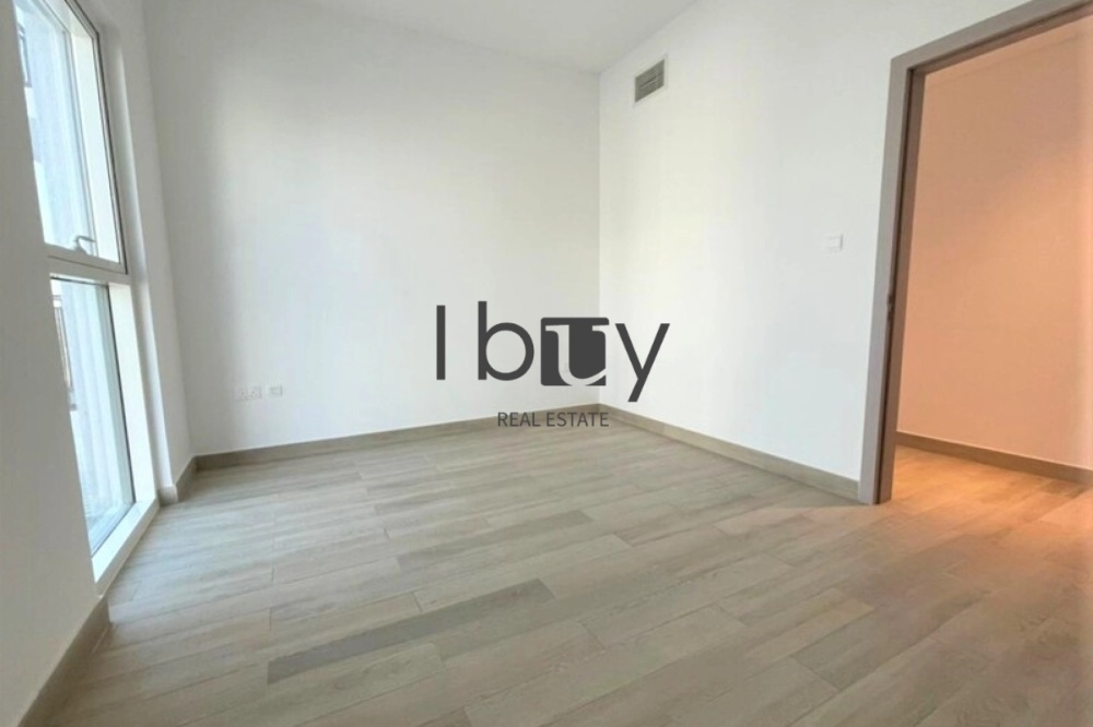 Sea World View | High Floor | Best Amenities