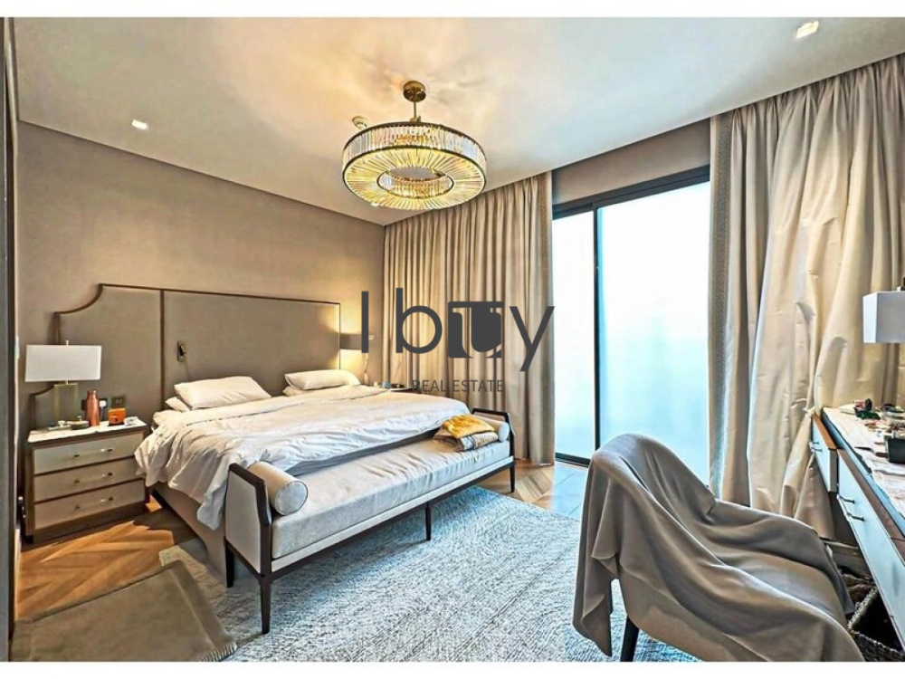Single Row | Mid Unit | Large Terrace | Type 4Y |