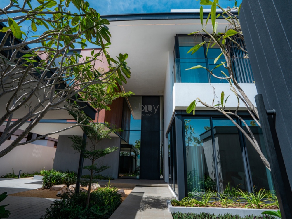 Corner Single Row | Ethir Phase | Premium Unit |
