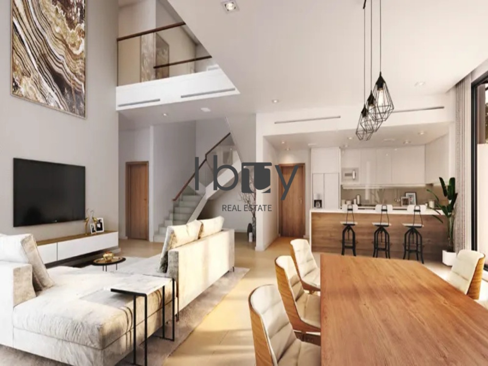 Corner Unit | Massive Layout | Ready To Move In