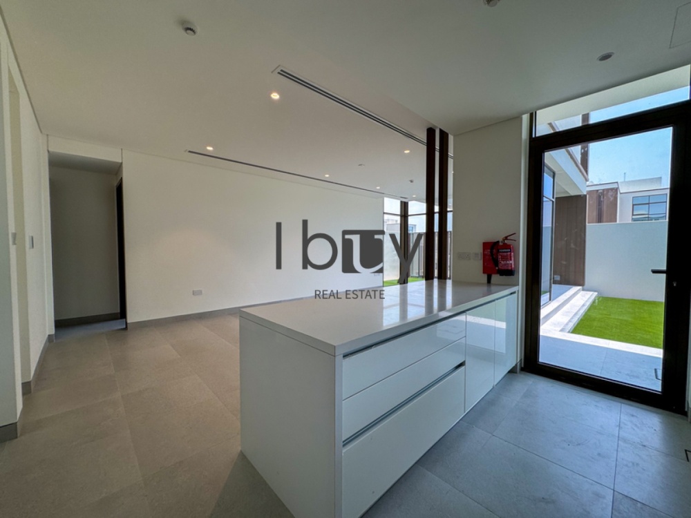 Elite Community | Massive Layout | Move In Today |