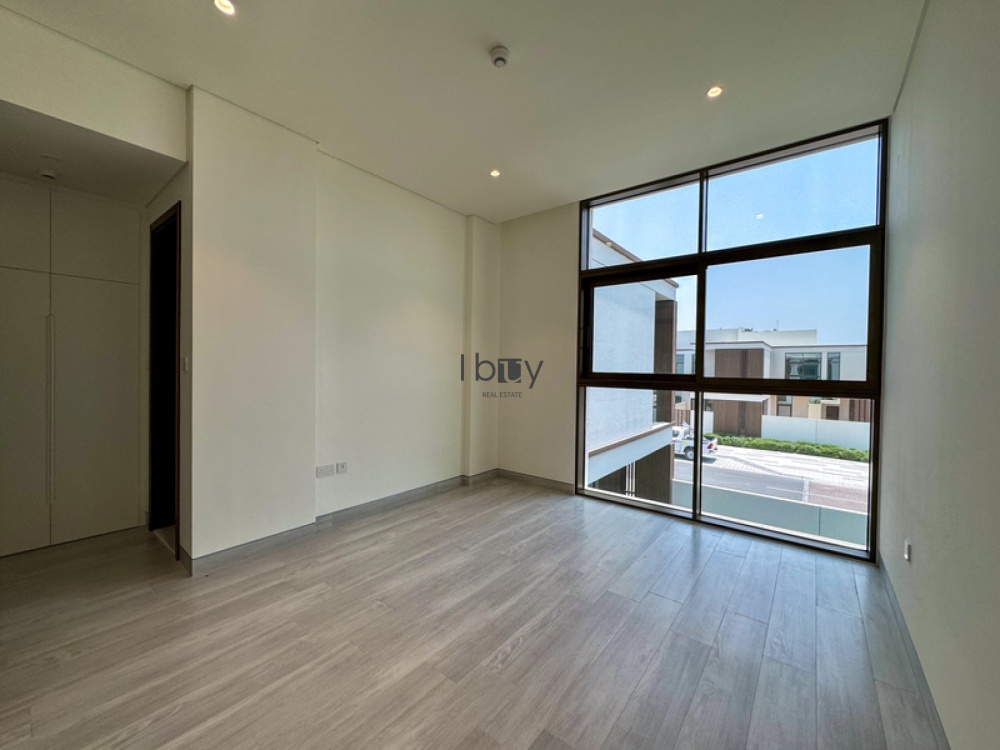Corner Unit | Elite Area | Signature Deal | Invest