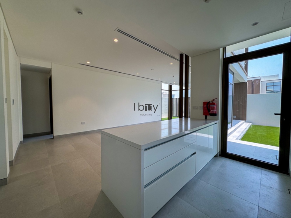 Corner Unit | Elite Area | Signature Deal | Invest