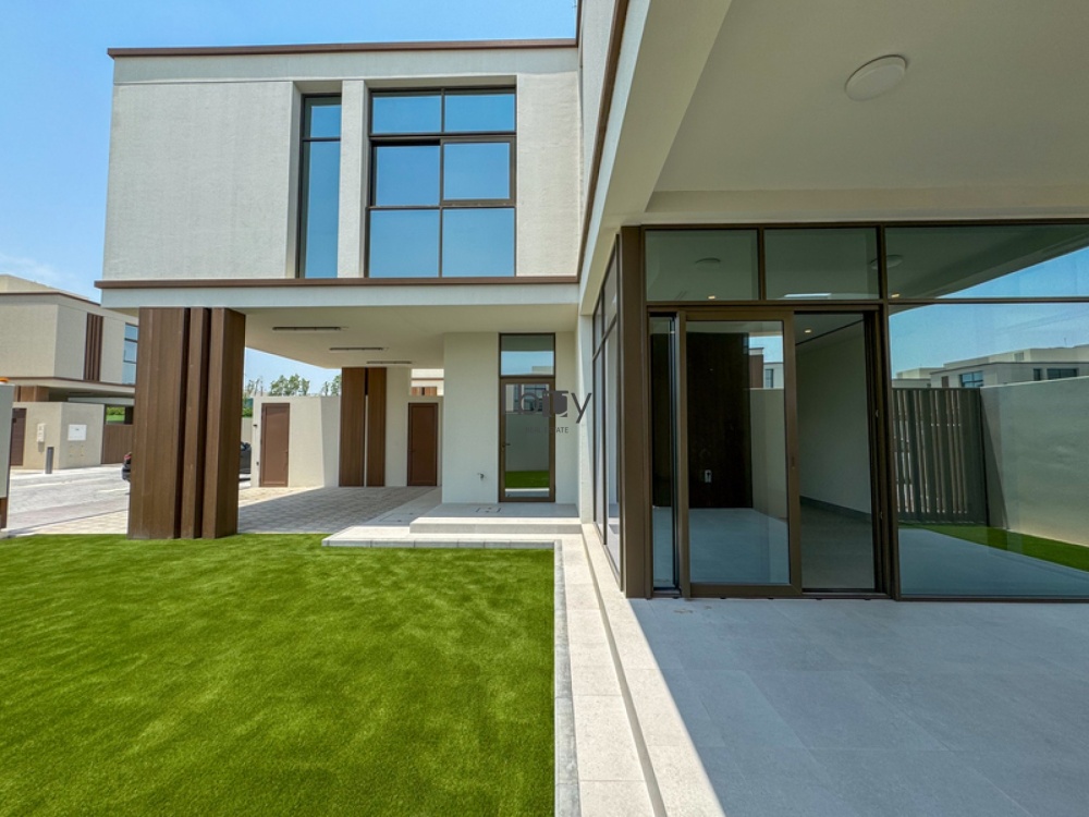 Garden View |  Corner Unit | Easy Payments