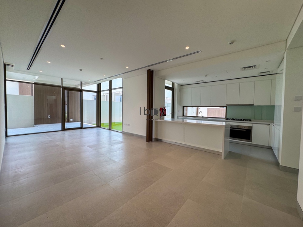 Garden View |  Corner Unit | Easy Payments