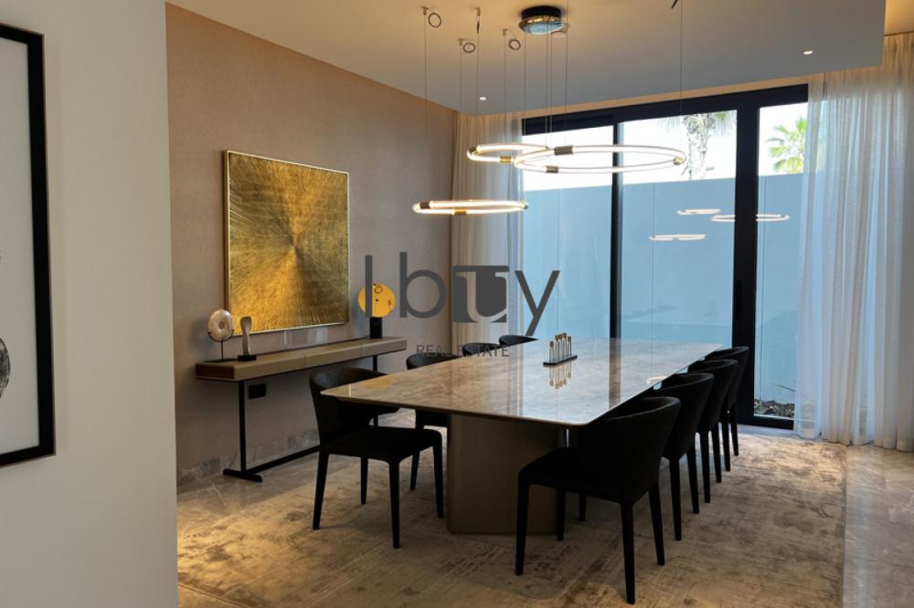 Corner Unit| Close To Park | Light Finishing | POD