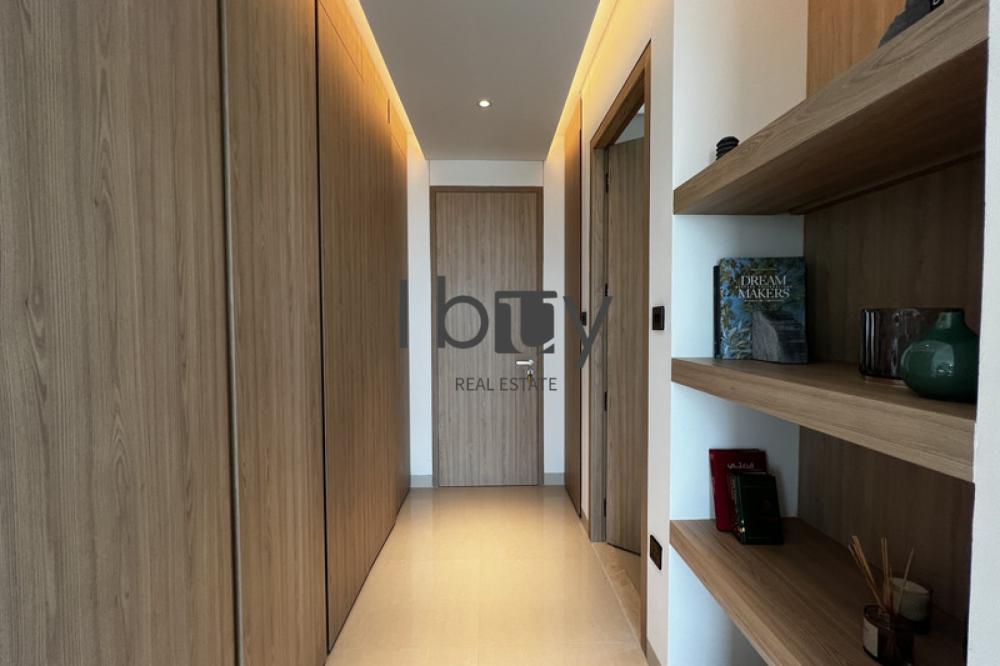 Corner Unit| Close To Park | Light Finishing | POD