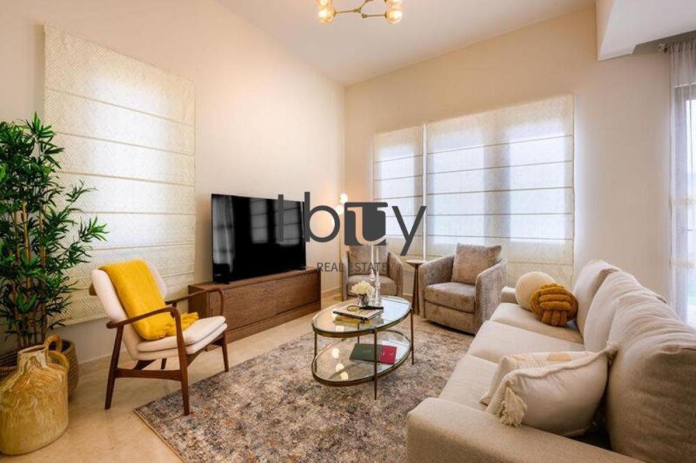 Casares | Double Row | Mid Unit | Post Handover |