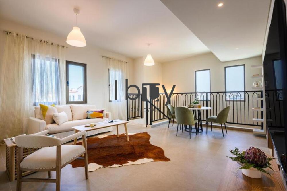 Casares | Double Row | Mid Unit | Post Handover |