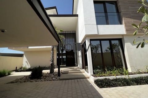 Corner Unit| Close To Park | Light Finishing | POD