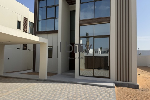 Second Row | Partial Sea View | Ready With Keys |