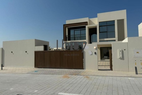 V4 In Souk  | Single Row | Corner Unit | Brand New