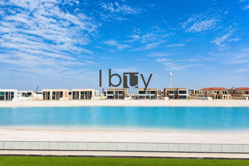 Beach access / Full Water View / Big Plot